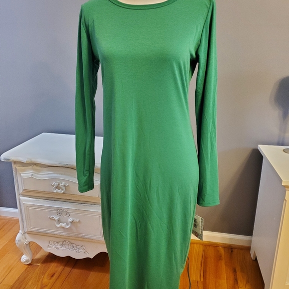 LuLaRoe Dresses & Skirts - Debbie Dress - Lularoe